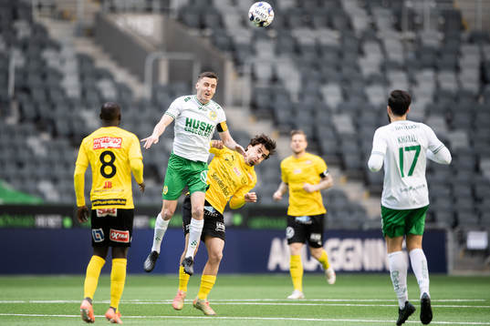 Hammarbys Jeppe Andersen och Mjällbys Jesper Gustavsson