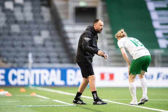 Hammarbys assisterande tränare Joachim Björklund och