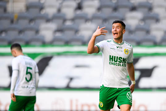 Hammarbys Astrit Selmani reagerar