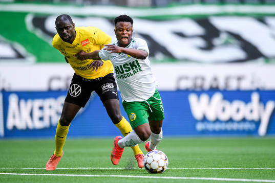 Mjällbys Enock Kofi Adu och Hammarbys Akinkunmi Amoo