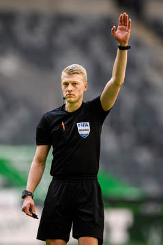 Domare Adam Ladebäck