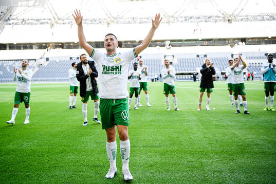Hammarbys Astrit Selmani jublar