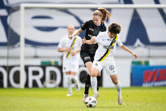 s Honoka Hayashi och Växjös Elin Nilsson