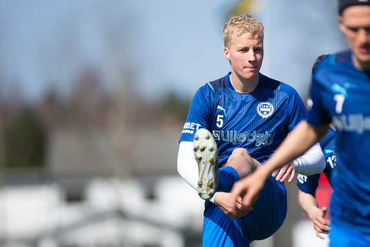 Värnamos Victor Larsson värmer upp