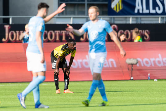 Häckens Benie Adama Traore deppar