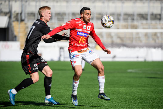 Kalmars Carl Gustafsson och Degerfors Sargon Abraham
