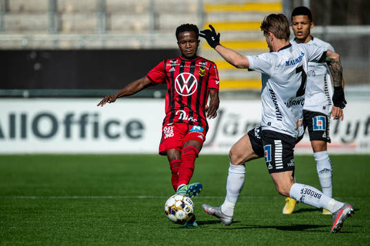 Östersunds Frank Arhin och Örebros Daniel Björnkvist