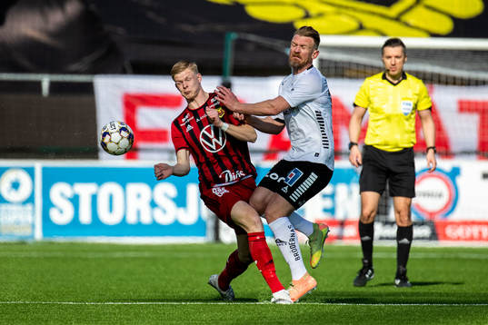 Östersunds Malcolm Stolt och Örebros Michael Almebäck