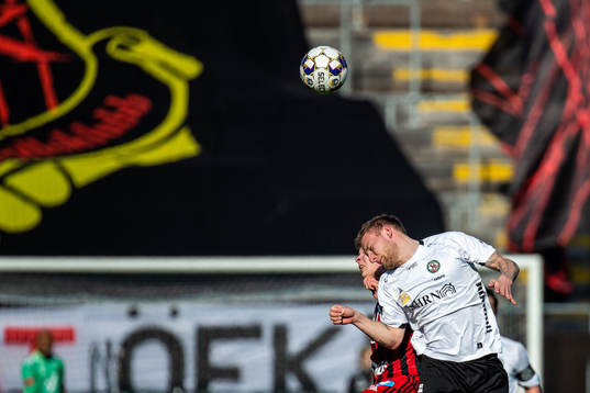 Örebros Andreas Skovgaard och Östersunds Malcolm Stolt