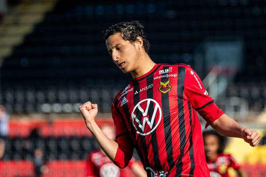 Östersunds Ahmed Awad jublar