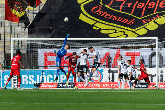 Örebros målvakt Bobby Allain