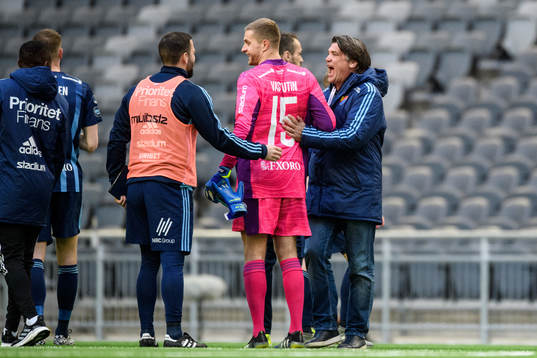 Djurgårdens målvakt Aleksandr Vasyutin och sportchef