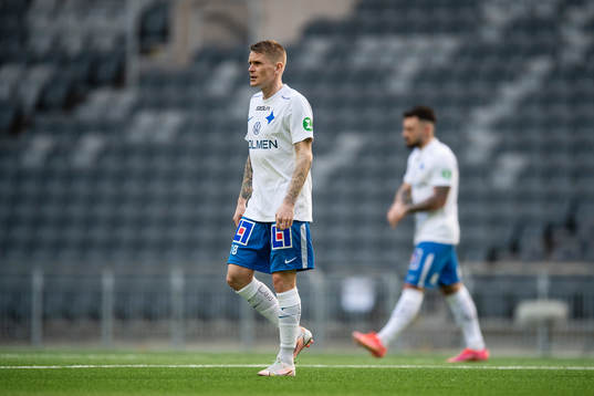 IFK Norrköpings Ari Skúlason deppar
