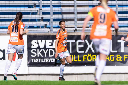 Kristianstads Sveindís Jane Jónsdóttir jublar