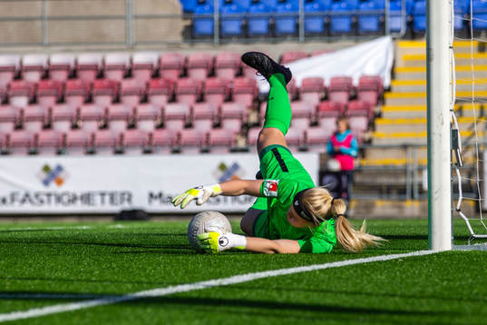Eskilstunas målvakt Emma Holmgren