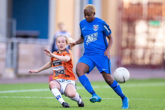 Kristianstads Kajsa Törnkvist och Eskilstunas Ngozi Sonia