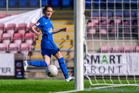 Eskilstunas Felicia Rogic gör 1-1