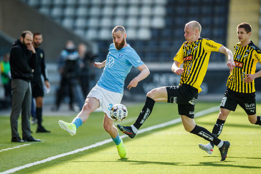 Malmö FFs Jo Inge Berget och Häckens Valgeir Fridriksson