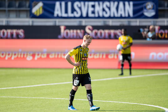 Häckens Gustav Berggren deppar