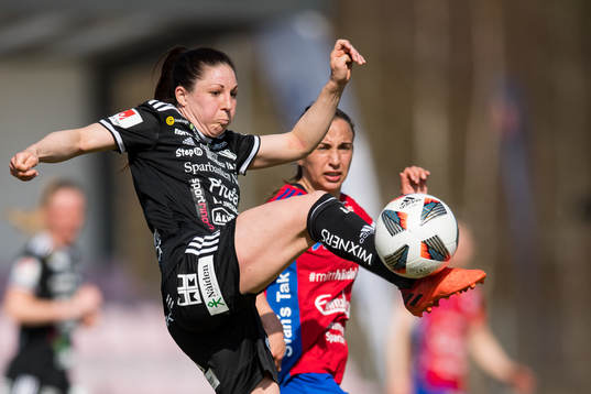 Piteås Josefin Johansson och Vittsjös Briana Campos