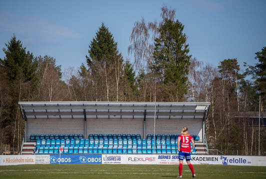 Tom läktare