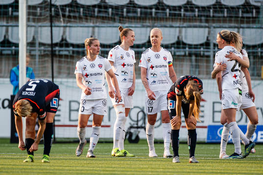 Rosengårds Jelena Cankovic, Emma Berglund och Caroline