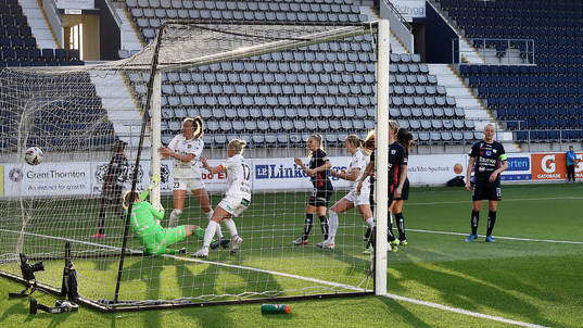 Mål 0-1 av Rosengårds Stefanie Sanders förbi Linköpings