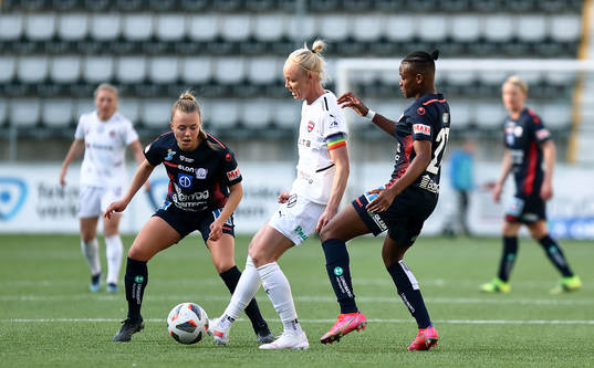 Rosengårds Caroline Seger och Linköpings Uchenna Grace