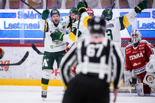 Björklövens William Eriksson jublar