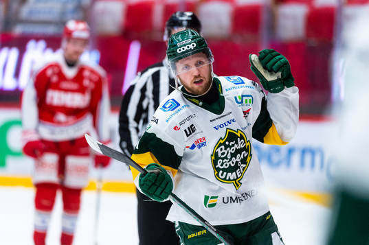 Björklövens William Eriksson jublar