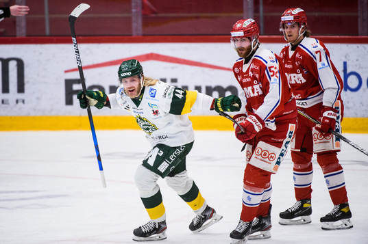 Björklövens Olle Liss jublar