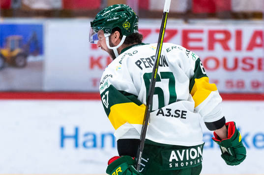 Björklövens Francis Perron jublar