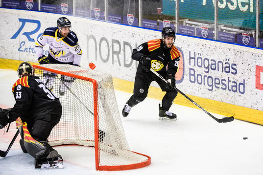 s Axel Holmström och Brynäs Oula Palve