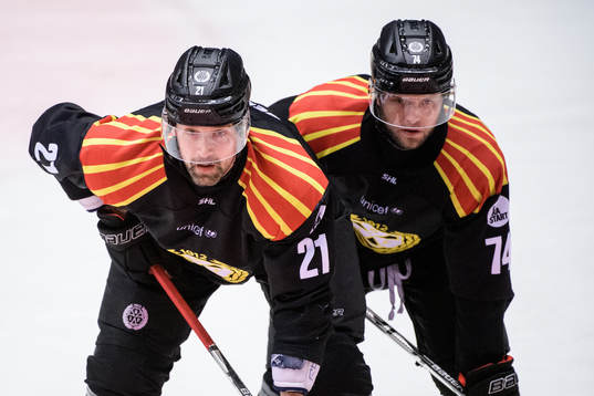 Brynäs Patrik Berglund och Chad Billins