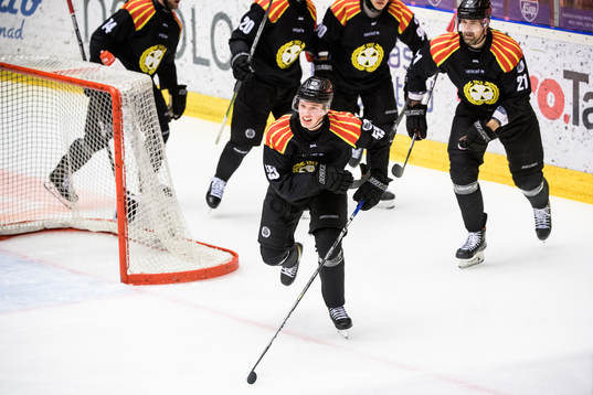 Brynäs Noel Gunler jublar