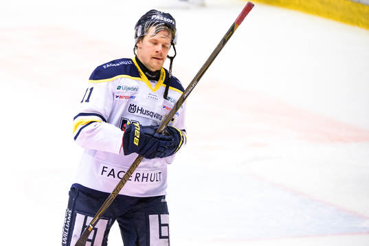s Simon Önerud deppar
