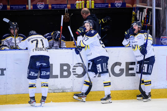 s Linus Fröberg, Anton Wedin och Filip Sandberg deppar