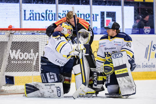 s målvakt Jonas Gunnarsson och målvakt Hugo Alnefelt