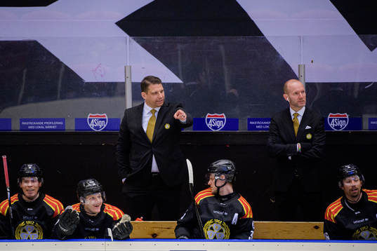 Brynäs tränare Josef Boumedienne och assisterande