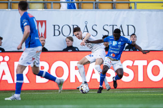 Jönköpings Adam Ben Lamin och Norrbys Bubacarr Jobe