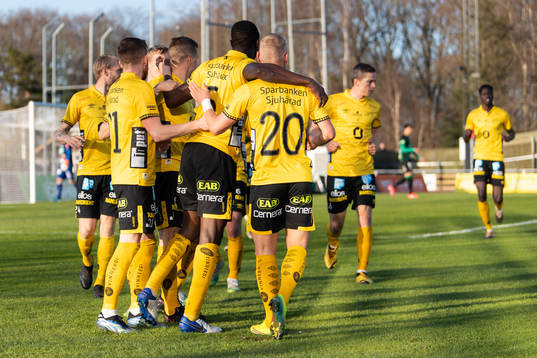 Elfsborgs spelare jublar