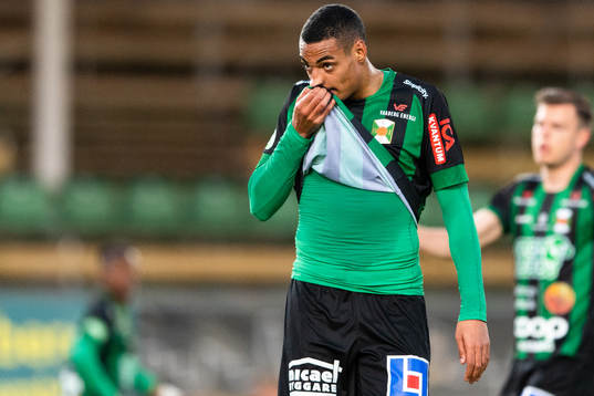 Varbergs Simon Karlsson Adjei deppar