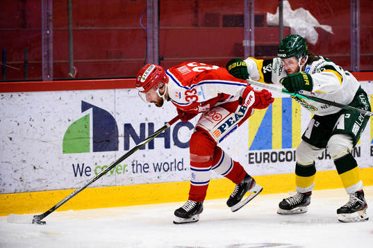 Timrås Albin Lundin och Björklövens Daniel Norbe