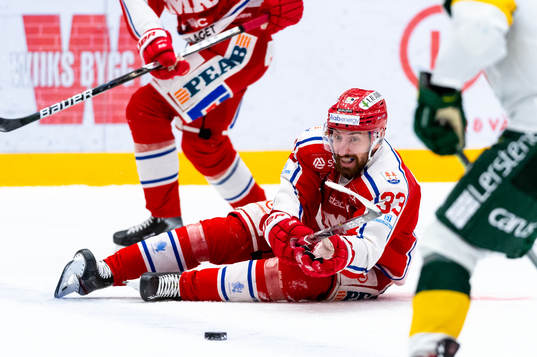 Timrås Albin Lundin ramlar