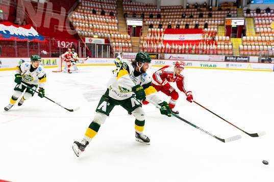 Björklövens Daniel Norbe och Timrås Sebastian Hartmann