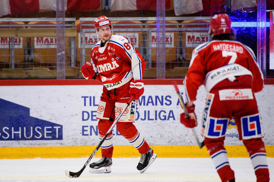 Timrås Jens Lööke jublar