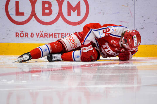 Timrås Sebastian Hartmann har ont