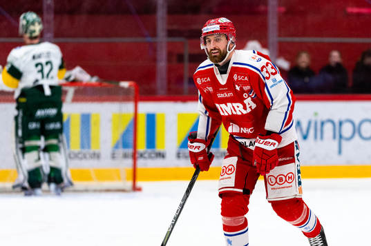 Timrås Albin Lundin jublar