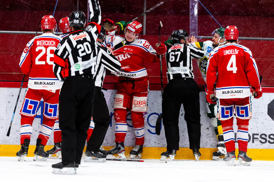 Timrås Erik Walli Walterholm i bråk med Björklövens