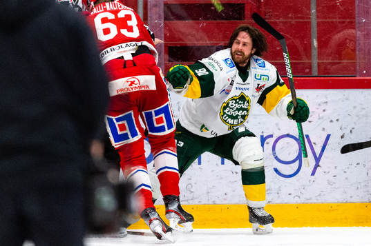 Timrås Erik Walli Walterholm i bråk med Björklövens